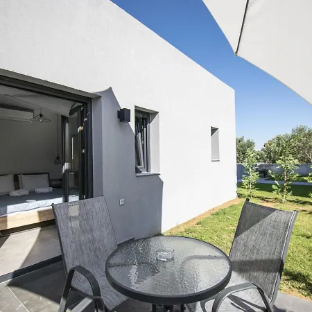 Theasea Luxury - Kallikrateia Halkidiki Apart Otel *
