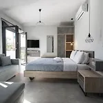 Modern Stay Luxury Suites - Kallikrateia Halkidiki 3*