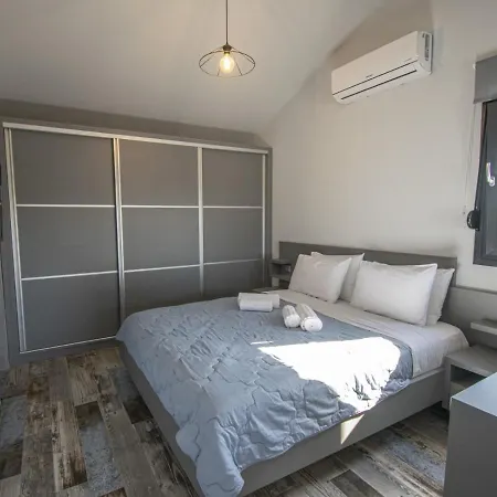 Aparthotel Theasea Luxury - Kallikrateia Halkidiki 3*